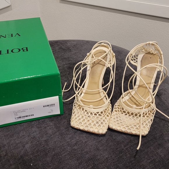Bottega Veneta Mesh stretch heel beige colour in size 36.5 - Picture 3 of 4